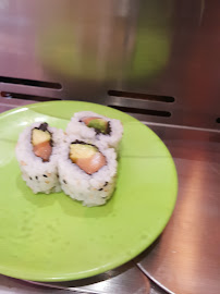 California roll du Restaurant de sushis sur tapis roulant Restaurant Asia | Buffet asiatique - Sushi bar à Chasseneuil-du-Poitou - n°11