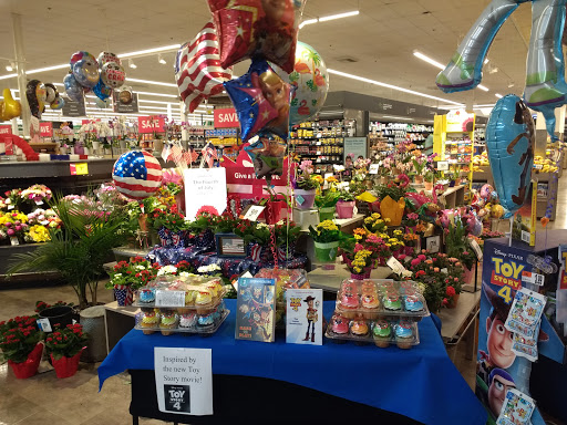 Grocery Store «Stop & Shop», reviews and photos, 44 Fenn Rd, Newington, CT 06111, USA