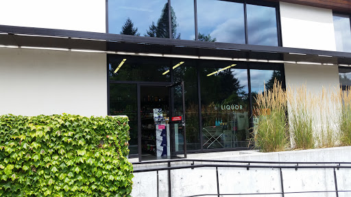 Liquor Store «Lake Grove Liquor», reviews and photos, 16364 Boones Ferry Rd, Lake Oswego, OR 97035, USA