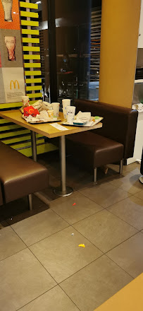 Atmosphère du Restauration rapide McDonald's Chasseneuil-Du-Poitou - n°16