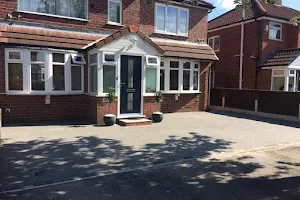 Specialised Driveways/Resin bound driveway specialist image