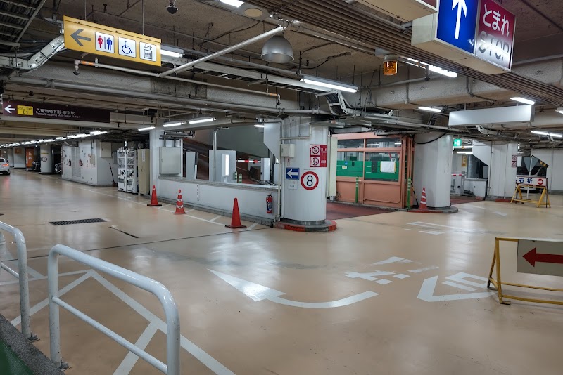 トヨタレンタカー 東京駅八重洲口店