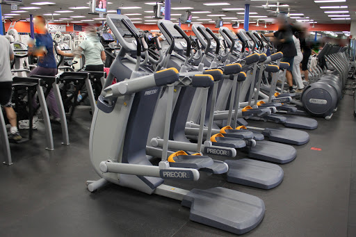 24 Hour Fitness image