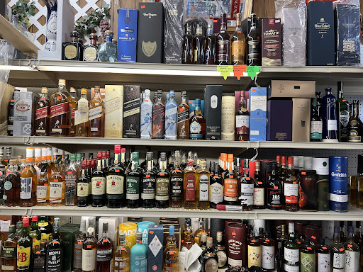 Liquor Store «Sunshine Liquor», reviews and photos, 701 Motter Ave, Frederick, MD 21701, USA