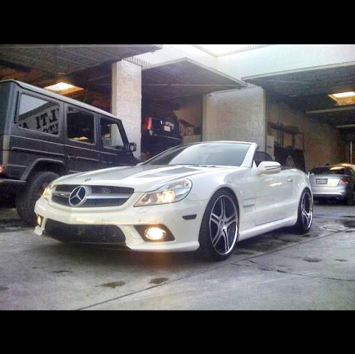 Auto Body Shop «Multi Auto Group, Auto Body, Collision Repair», reviews and photos, 6161 Kester Ave, Van Nuys, CA 91411, USA