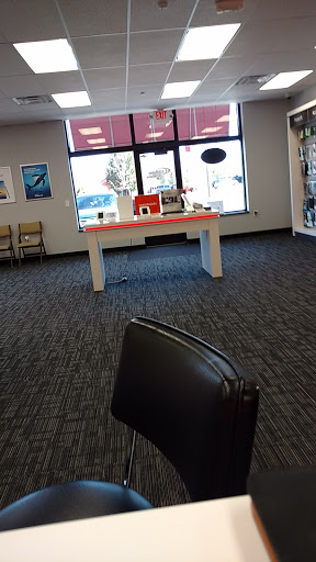 Cell Phone Store «Verizon Wireless Premium Retailer - Cellular & More», reviews and photos, 1192 S Main St #300, Chelsea, MI 48118, USA