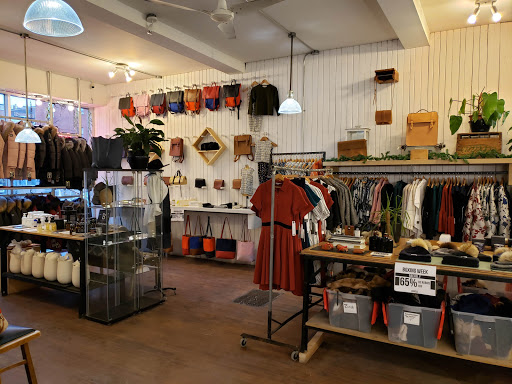 Boutique LOWELL