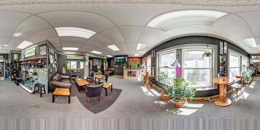 Tobacco Shop «Knuckleheads Tobacco & Gifts», reviews and photos, 550 State St, Madison, WI 53703, USA