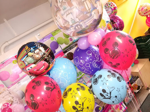 Smile Balloons and Party Shop