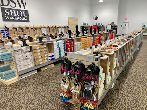 Shoe Store «DSW Designer Shoe Warehouse», reviews and photos, 375 E Altamonte Dr, Altamonte Springs, FL 32701, USA