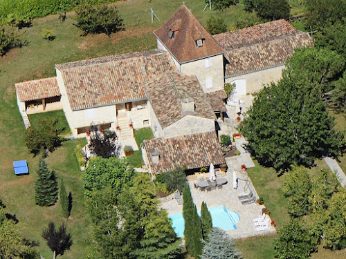 Location maison de vacances familiale avec piscine à la campagne proche monuments historiques Lot à Vaylats