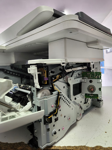 Computer Repair Service «Premier Computers», reviews and photos, 15607 1st Avenue South #101, Burien, WA 98148, USA