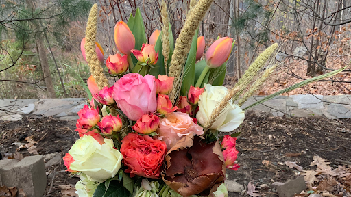 Florist «Event Connoisseur Flowers & Gifts», reviews and photos, 39 New London Turnpike #116, Glastonbury, CT 06033, USA