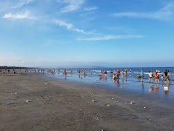 Quynh Bang Beach'in fotoğrafı düz ve uzun ile birlikte