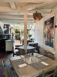 Photos du propriétaire du Restaurant Chez mademoiselle elliott à Cormeilles - n°1