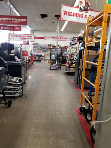 Home Improvement Store «Tractor Supply Co.», reviews and photos, 471 E Main St STE 3, Gouverneur, NY 13642, USA