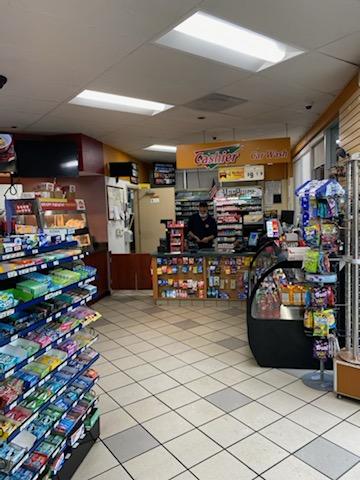 Gas Station «Chevron», reviews and photos, 2615 W Grant Line Rd, Tracy, CA 95376, USA