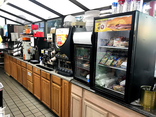 Gas Station «Bigfoot Travel Center #946», reviews and photos, 1808 W Hill Ave, Valdosta, GA 31601, USA