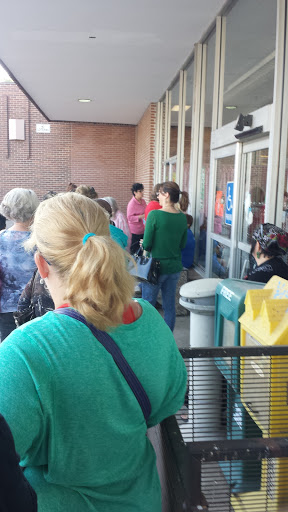 Thrift Store «New Life Thrift Store», reviews and photos, 7007 S 36th St, Bellevue, NE 68147, USA