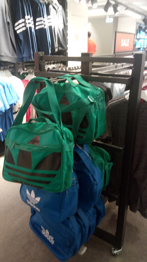 adidas Outlet Store Athens, E. Venizelou