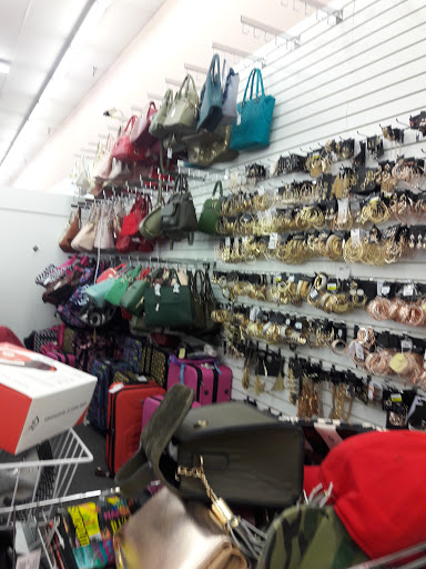 Clothing Store «Citi Trends», reviews and photos, 440 Havendale Blvd, Auburndale, FL 33823, USA