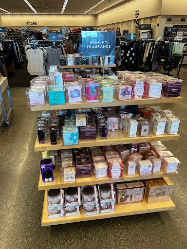 Department Store «Nordstrom Rack Glendale Fashion Center», reviews and photos, 227 N Glendale Ave, Glendale, CA 91206, USA