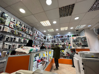 R. AYAN TELECOM à Paris