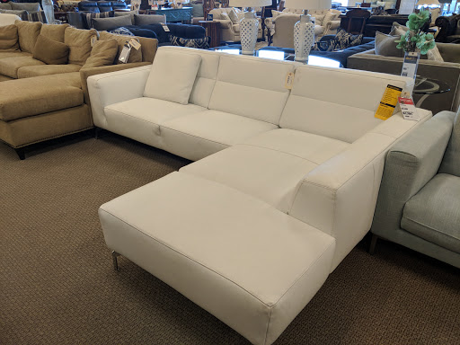 Furniture Store «The Dump Furniture Outlet», reviews and photos, 124 Newmarket Square, Newport News, VA 23605, USA