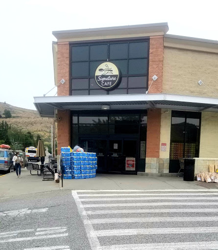 Grocery Store «Safeway», reviews and photos, 106 W. Manson Rd, Chelan, WA 98816, USA