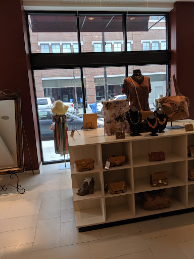 Fashion Accessories Store «Charming Charlie», reviews and photos, 8720 NW Prairie View Rd Suite E-100, Kansas City, MO 64153, USA