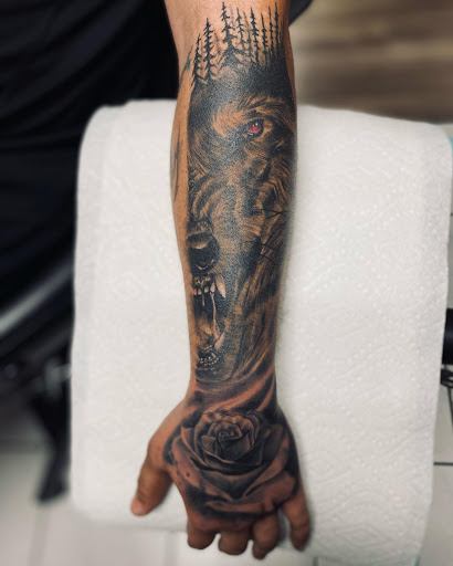 Tattoo Shop «East Providence Tattoo», reviews and photos, 2399 Pawtucket Ave, East Providence, RI 02914, USA