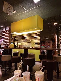 Atmosphère du Restauration rapide McDonald's à Hallennes-lez-Haubourdin - n°1