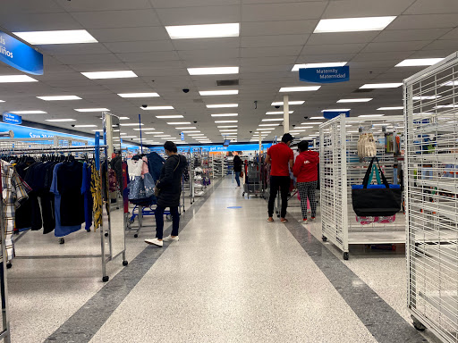 Clothing Store «Ross Dress for Less», reviews and photos, 4404 Dallas Fort Worth Turnpike, Dallas, TX 75211, USA