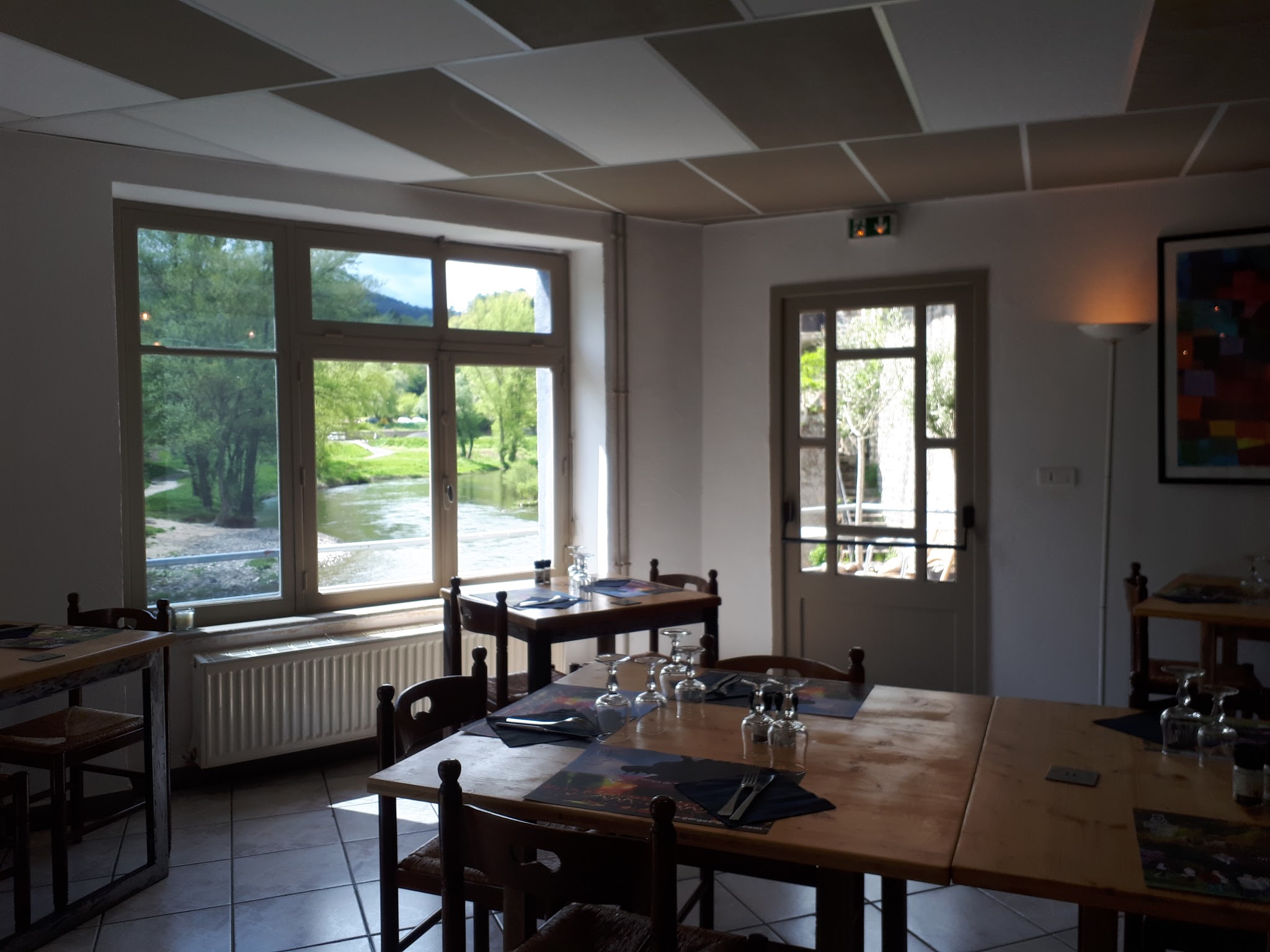 Photo n° 4 de l'avis de Sur.e fait le 29/04/2018 à 21:39