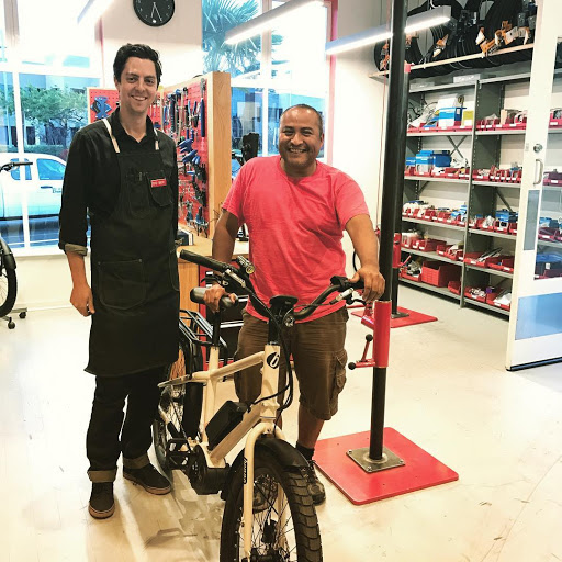 Bicycle Store «The New Wheel Electric Bikes», reviews and photos, 14 E Sir Francis Drake Blvd, Larkspur, CA 94939, USA