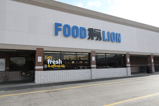 Grocery Store «Food Lion», reviews and photos, 411 W Lincoln St, Tullahoma, TN 37388, USA