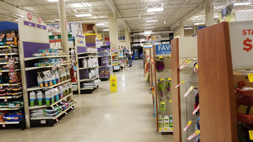 Pet Supply Store «PetSmart», reviews and photos, 1125 Quentin Rd, Lebanon, PA 17042, USA