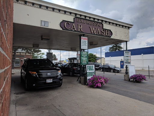 Expresso Car Wash en Maumee