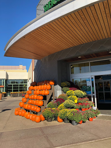 Grocery Store «Whole Foods Market», reviews and photos, 300 Bergen Town Center, Paramus, NJ 07652, USA
