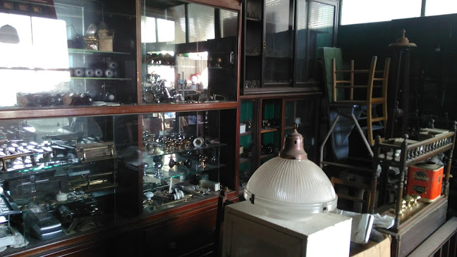 Reviews of The Antique Warehouse in Hull - Shop