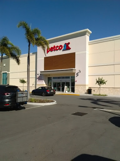 Pet Supply Store «Petco Animal Supplies», reviews and photos, 11147 Park Blvd N, Seminole, FL 33772, USA