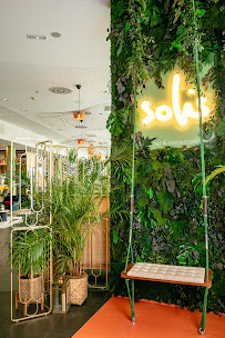 Photos du propriétaire du Restaurant méditerranéen SOLIS Bar & Restaurant à Paris - n°13