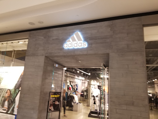 adidas Store
