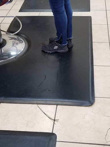 Hair Salon «Supercuts», reviews and photos, 501 W Henderson St, Cleburne, TX 76033, USA