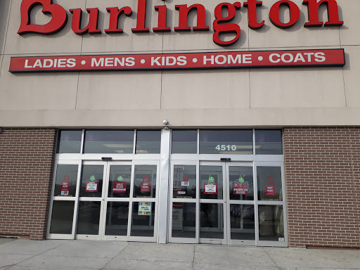 Clothing Store «Burlington Coat Factory», reviews and photos, 4500 S Damen Ave, Chicago, IL 60609, USA