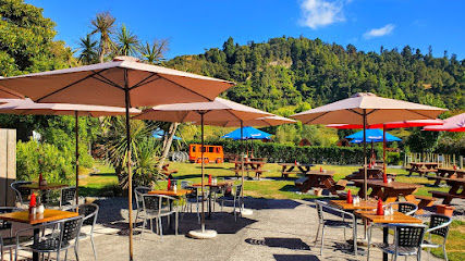 Flat Hills Cafe And Tourist Park