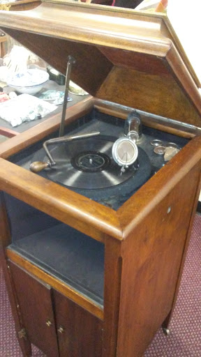 Thrift Store «The Salvation Army», reviews and photos, 62 Waterloo St, Warrenton, VA 20186, USA