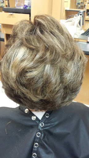 Hair Salon «Fantastic Sams Cut & Color», reviews and photos, 25680 Pontiac Trail, South Lyon, MI 48178, USA