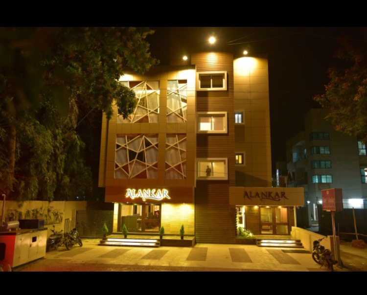 Hotel Alankar And Restaurant