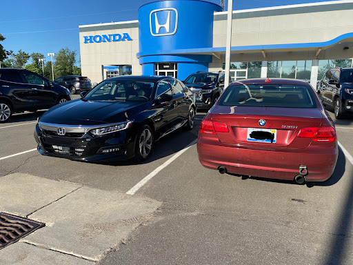 Used Car Dealer «Suburban Honda», reviews and photos, 25100 Haggerty Rd, Farmington Hills, MI 48335, USA